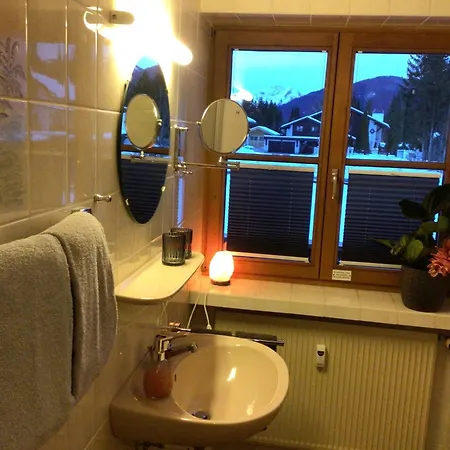 Edelweiss Herz Apartmán *